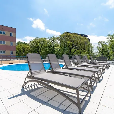 Apartamenty Lighthouse - Premium Porto Nadmorskie Tarasy-3